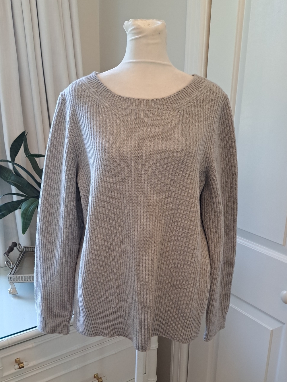 Cuyana Womens Luxury Grey Wool/Cashmere Open Back Ribbed Crewneck Sweater M